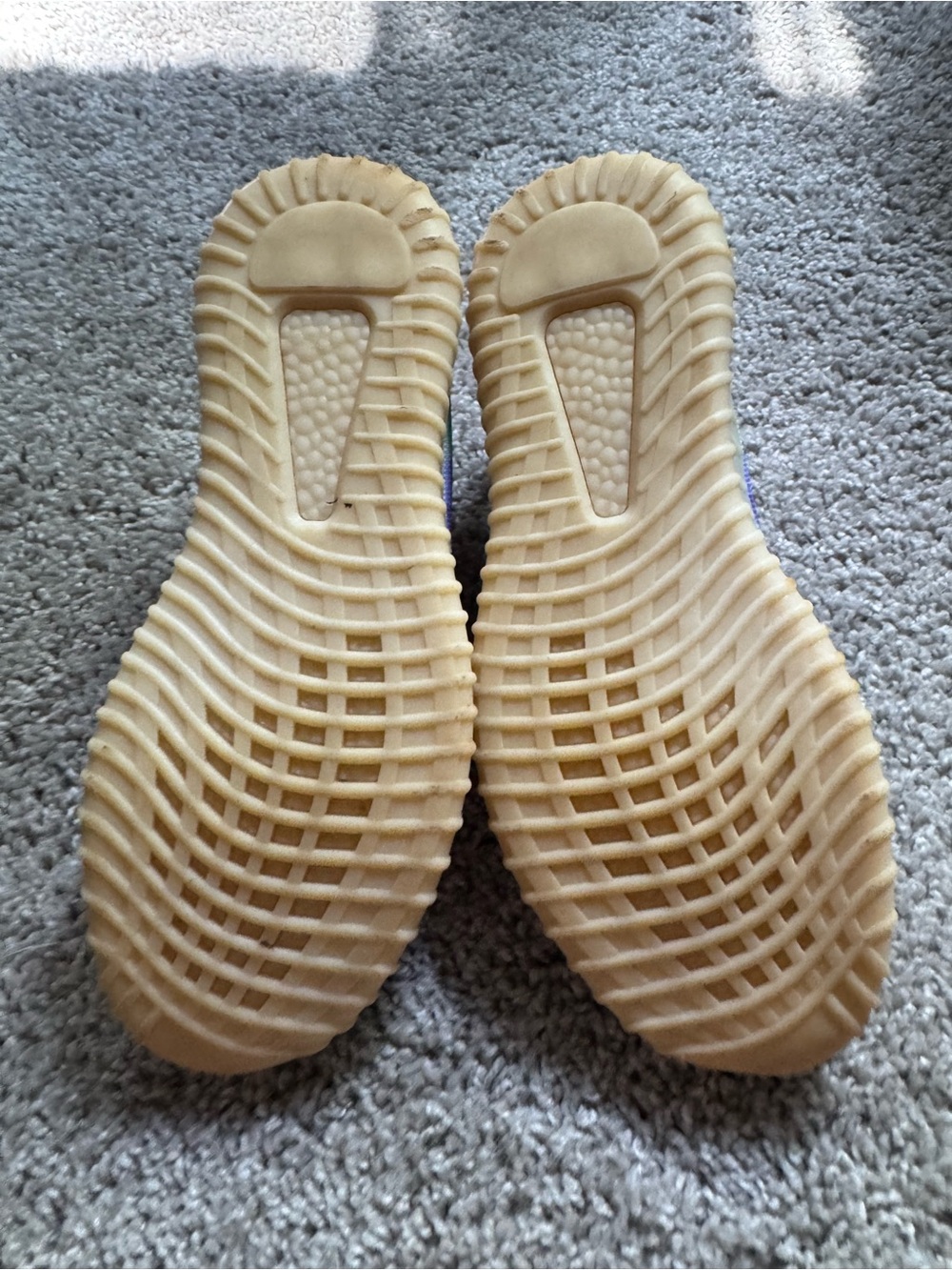 Woman’s lace up sneakers - Picture 7 of 11